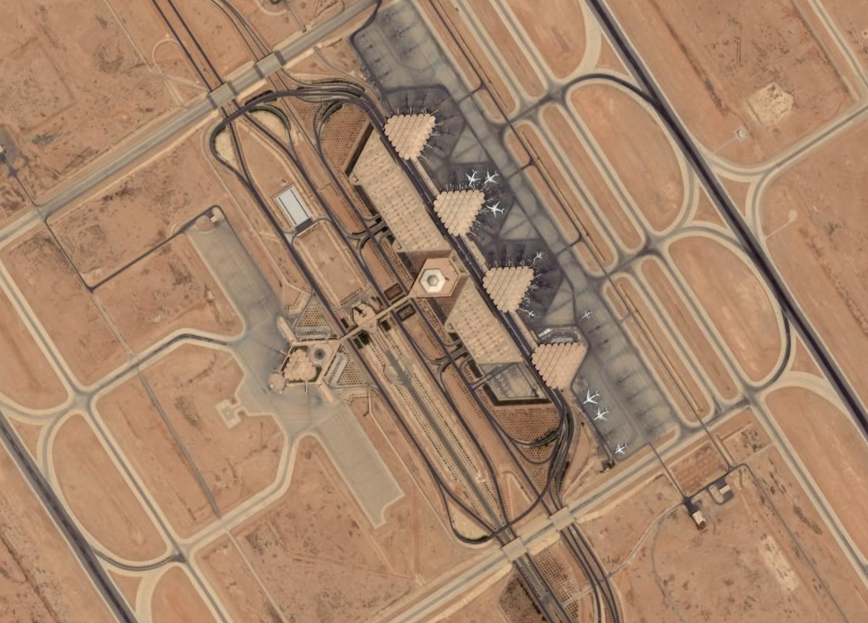 Expectations of an Imminent Yemeni Strike on Riyadh Airport
